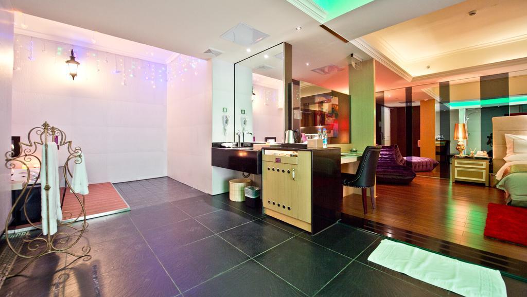 The Royal Pinnacle Hotel Doumen Quarto foto